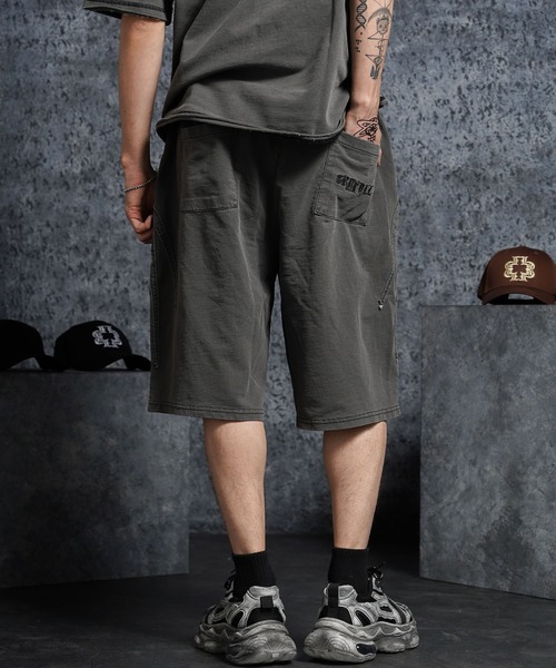1111clothing(ワンフォークロージング)の「【セットアップ可能】ミニ裏毛 アップリケ ショートパンツ / Mini-Fleece Applique Shorts(スウェットパンツ・メンズ・アッシュ/ブラック・XL/L/M)」の4枚目の写真