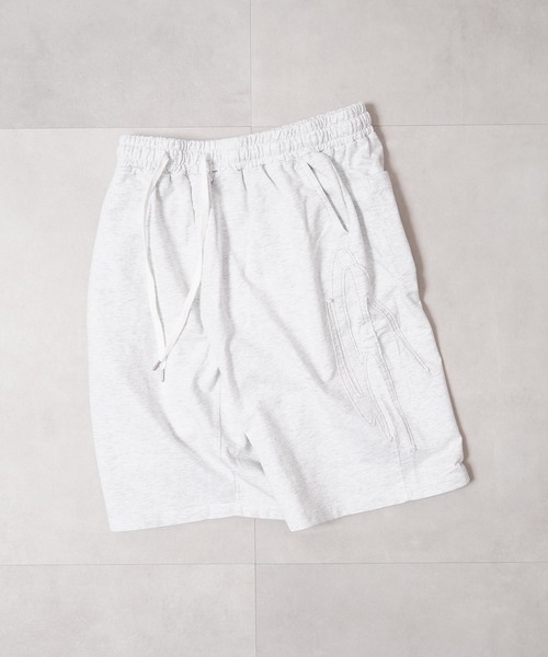 1111clothing(ワンフォークロージング)の「【セットアップ可能】ミニ裏毛 アップリケ ショートパンツ / Mini-Fleece Applique Shorts(スウェットパンツ・メンズ・アッシュ/ブラック・XL/L/M)」の9枚目の写真