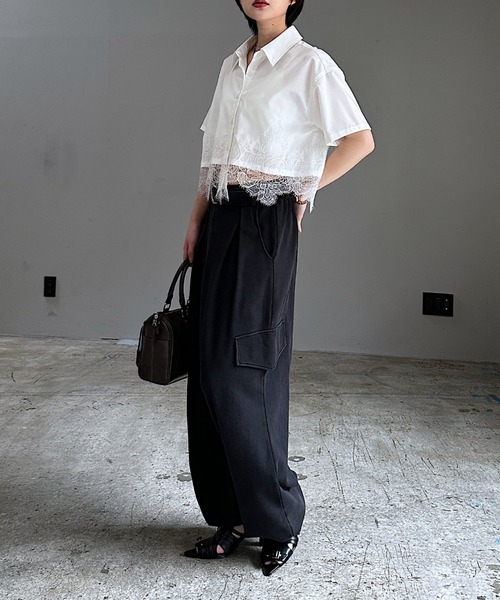 PAGEBOY（ページボーイ）の「レースドッキングショートシャツ（シャツ/ブラウス・レディース・ブラック/ブルー/オフホワイト・FREE）」の5枚目の写真