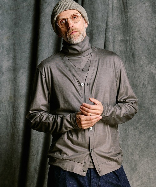 wjk（ダヴルジェイケイ）の「mcg3812- ex.comfy wool middle cardigan Vネックカーディガン(6893 wn08j)（カーディガン/ボレロ・メンズ・グレー系その他/ブラック・S/M/L/XL）」の3枚目の写真