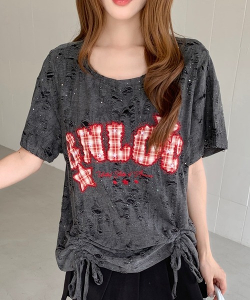 Sibra(シブラ)の「遊び心を効かせたヴィンテージムード。チェックロゴ刺繍ドロストTシャツ(Tシャツ/カットソー・レディース・ブラック/アイボリー/ピンク/グレー・M)」の3枚目の写真