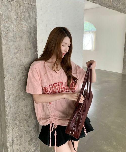 Sibra(シブラ)の「遊び心を効かせたヴィンテージムード。チェックロゴ刺繍ドロストTシャツ(Tシャツ/カットソー・レディース・ブラック/アイボリー/ピンク/グレー・M)」の22枚目の写真