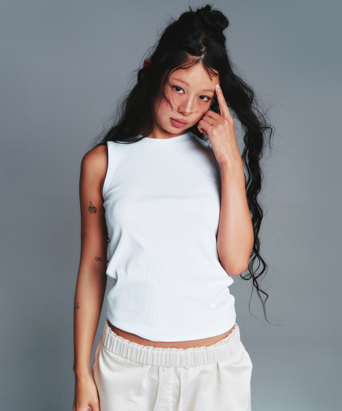 AMESWORLDWIDE（アメスワールドワイド）の「CLASSIC ROUND SLEEVELESS BLUE（Tシャツ/カットソー・レディース・その他・FREE）」の11枚目の写真