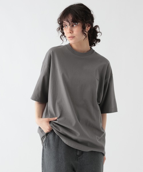 GEORGE'S(ジョージズ)の「エンブロイダリープリントTシャツ(Tシャツ/カットソー・メンズ・チャコールグレー/オフホワイト/ブラウン・LARGE/MEDIUM)」の19枚目の写真
