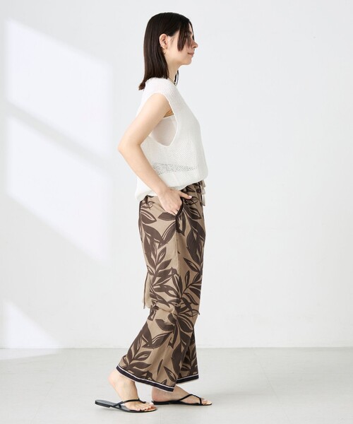 Rie Miller(リエミラー)の「ウォッシャブルブロックプリントイージーパンツ(その他パンツ・レディース・ベージュ系その他3/ブルー系その他3・38/36)」の7枚目の写真