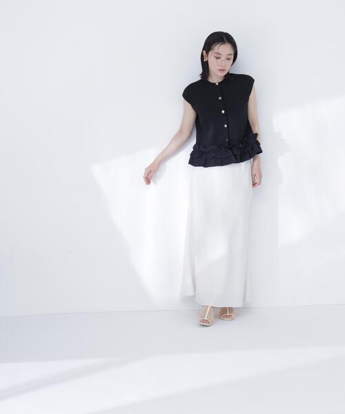 NATURAL BEAUTY BASIC(ナチュラルビューティーベーシック)の「フリルドッキングニットジレ(ベスト・レディース・ブラック/グレー系その他/オフホワイト・フリ-)」の6枚目の写真