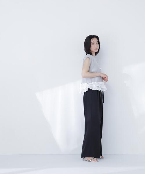 NATURAL BEAUTY BASIC(ナチュラルビューティーベーシック)の「フリルドッキングニットジレ(ベスト・レディース・ブラック/グレー系その他/オフホワイト・フリ-)」の18枚目の写真