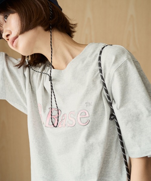 BROKEN BASE(ブロークンベース)の「B.Base Glitter Tee / B.Base グリッターTee(Tシャツ/カットソー・メンズ・イエロー/ネイビー/ブラック/アッシュ・SMALL/MEDIUM/LARGE)」の17枚目の写真