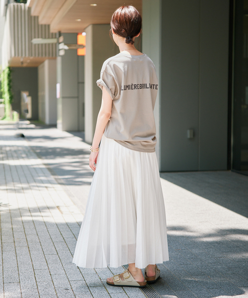SLOBE IENA(スローブイエナ)の「《WEB限定カラーあり/追加3》1ST ETOILE Tシャツ(Tシャツ/カットソー・レディース・ホワイト/グレー/ブラウン/カーキ・FREE)」の15枚目の写真