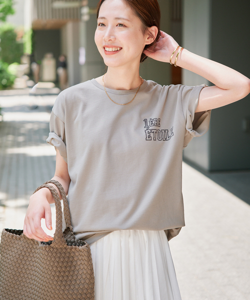 SLOBE IENA(スローブイエナ)の「《WEB限定カラーあり/追加3》1ST ETOILE Tシャツ(Tシャツ/カットソー・レディース・ホワイト/グレー/ブラウン/カーキ・FREE)」の16枚目の写真
