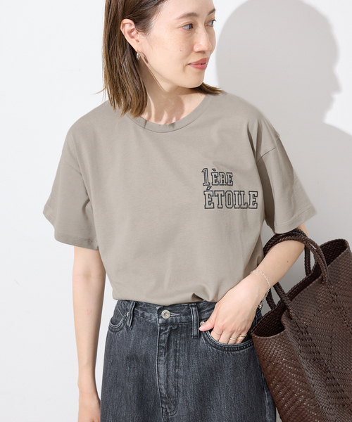 SLOBE IENA(スローブイエナ)の「《WEB限定カラーあり/追加3》1ST ETOILE Tシャツ(Tシャツ/カットソー・レディース・ホワイト/グレー/ブラウン/カーキ・FREE)」の21枚目の写真