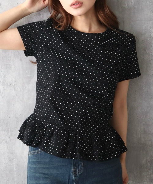 CECIL McBEE（セシルマクビー）の「ドット柄フリルTシャツ（Tシャツ/カットソー・レディース・ブラック/ホワイト/グレー・FREE）」の2枚目の写真
