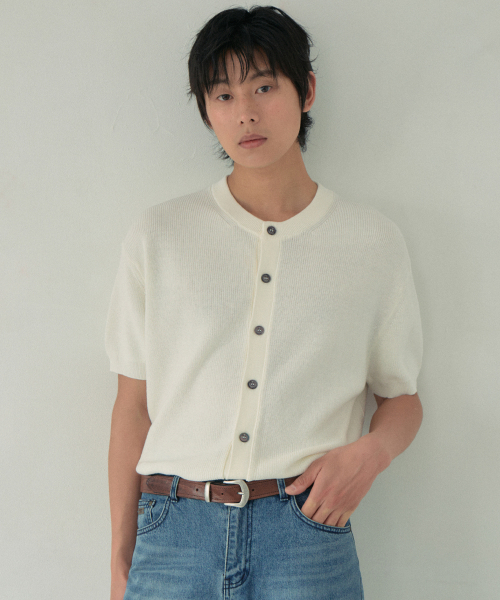 WEDNESDAY OASIS(ウェンズデーオアシス)の「ネルハチハーフカーディガン_IVORY(WC26KN54)(カーディガン/ボレロ・メンズ・アイボリー・MEDIUM/LARGE)」の1枚目の写真