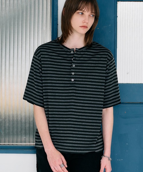 SELLE GLANT(セレグランテ)の「HENRY NECK SLUB T-SHIRT / ヘンリーネックスラブTシャツ(Tシャツ/カットソー・メンズ・オフホワイト/ブラック系/ミント/ブラック・LARGE/SMALL/MEDIUM)」の1枚目の写真