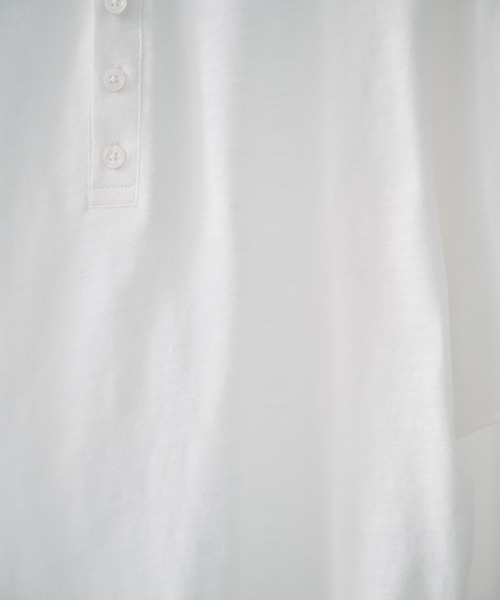 SELLE GLANT(セレグランテ)の「HENRY NECK SLUB T-SHIRT / ヘンリーネックスラブTシャツ(Tシャツ/カットソー・メンズ・オフホワイト/ブラック系/ミント/ブラック・LARGE/SMALL/MEDIUM)」の12枚目の写真