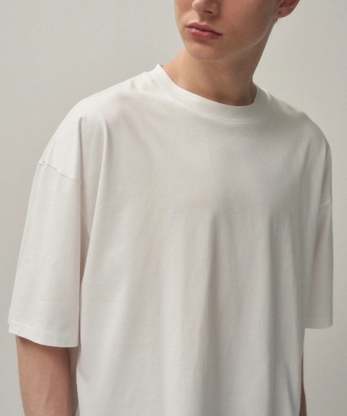 ATON(エイトン)の「【ATON/エイトン】SUVIN 60/2 OVERSIZED T-SHIRT(Tシャツ/カットソー・メンズ・ブラック・2/6)」の3枚目の写真