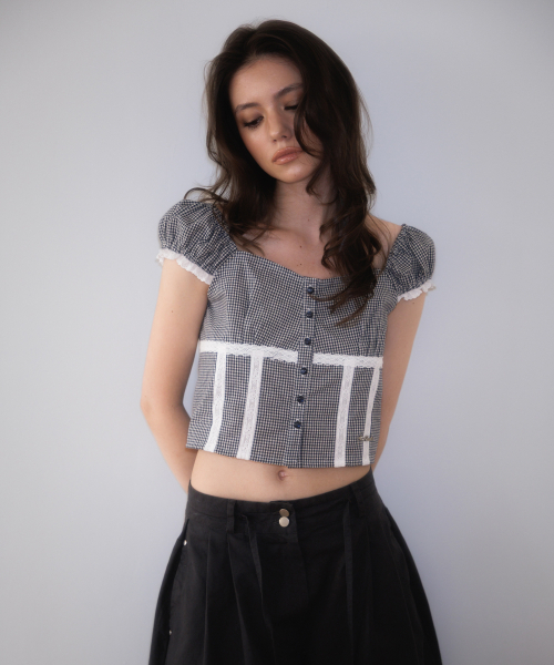 ROSEFRANTZ（ロゼフランツ）の「Check Shirring Crop Blouse [Navy]（シャツ/ブラウス・レディース・ネイビー・SMALL/MEDIUM）」の5枚目の写真