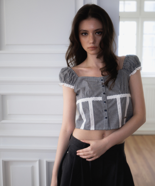 ROSEFRANTZ（ロゼフランツ）の「Check Shirring Crop Blouse [Navy]（シャツ/ブラウス・レディース・ネイビー・SMALL/MEDIUM）」の7枚目の写真