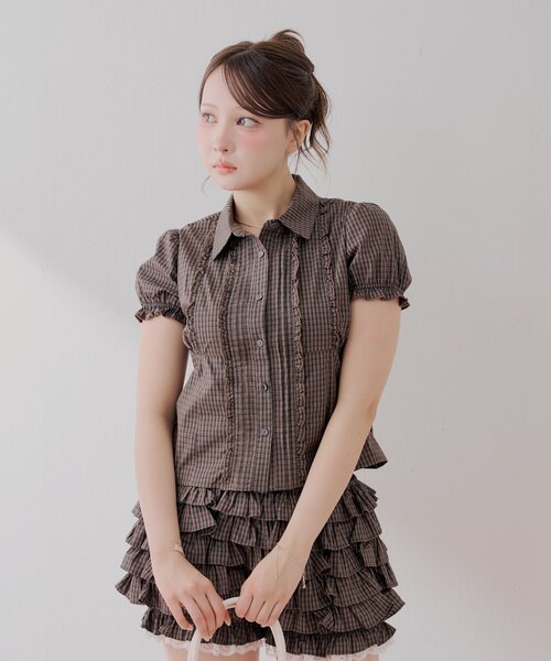 Chico(チコ)の「【全骨格◎/セットアップ対応】コンパクトパフブラウス(シャツ/ブラウス・レディース・ホワイト/ブラウン系その他2/ブラック系その他2・FREE)」の5枚目の写真