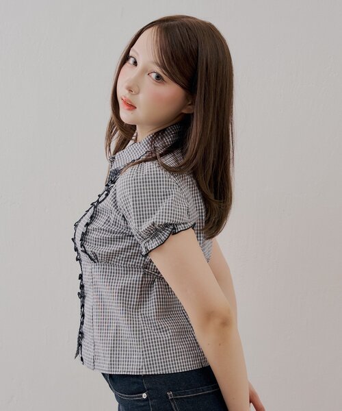 Chico(チコ)の「【全骨格◎/セットアップ対応】コンパクトパフブラウス(シャツ/ブラウス・レディース・ホワイト/ブラウン系その他2/ブラック系その他2・FREE)」の10枚目の写真