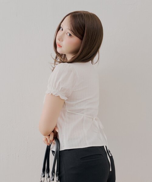 Chico(チコ)の「【全骨格◎/セットアップ対応】コンパクトパフブラウス(シャツ/ブラウス・レディース・ホワイト/ブラウン系その他2/ブラック系その他2・FREE)」の16枚目の写真