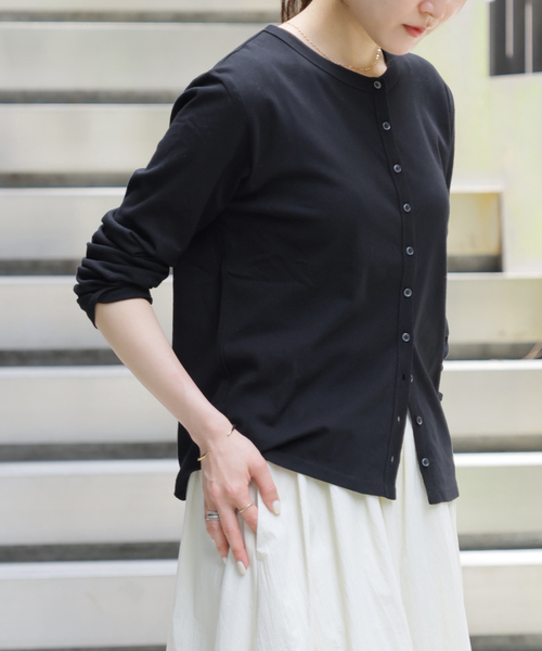 JOURNAL STANDARD relume(ジャーナルスタンダード レリューム)の「シアーツイストコットンクルーネックカーディガン(カーディガン/ボレロ・レディース・ブラック/ブラウン/サックスブルー・FREE)」の7枚目の写真