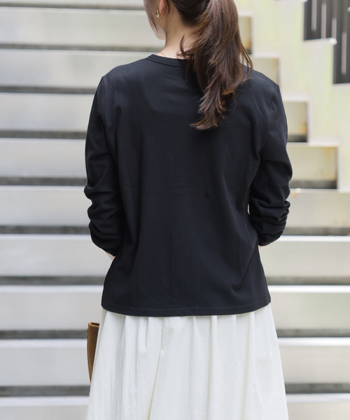 JOURNAL STANDARD relume(ジャーナルスタンダード レリューム)の「シアーツイストコットンクルーネックカーディガン(カーディガン/ボレロ・レディース・ブラック/ブラウン/サックスブルー・FREE)」の6枚目の写真
