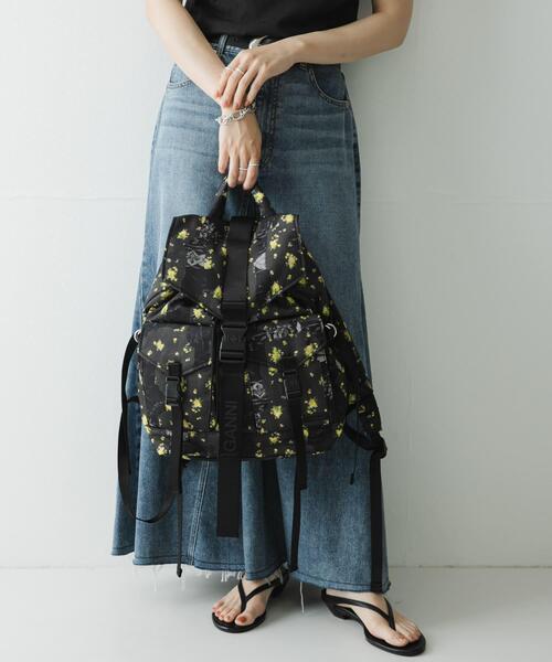 GANNI(ガニー)の「GANNI PRINTED NYLON BACKPACK(バックパック/リュック・レディース・その他1・-)」の2枚目の写真