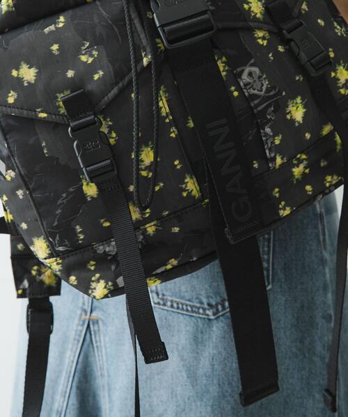 GANNI(ガニー)の「GANNI PRINTED NYLON BACKPACK(バックパック/リュック・レディース・その他1・-)」の3枚目の写真