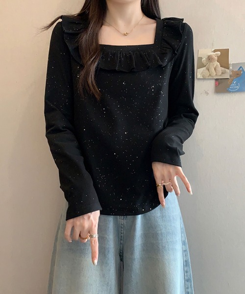 2ly2(トゥーリートゥー)の「ラメドットフリルトップス / スクエアネック フリルカットソー(Tシャツ/カットソー・レディース・ブラック/ボルドー・FREE)」の6枚目の写真
