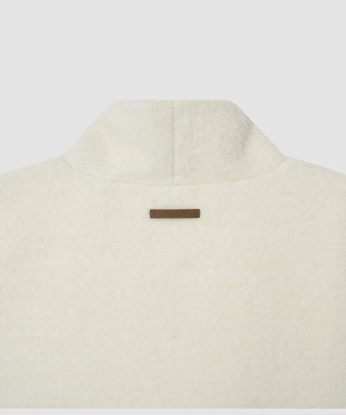 THE LILLE（ザ リル）の「Boucle Wool Turtleneck Vest_Ivory（ベスト・レディース・その他・FREE）」の5枚目の写真