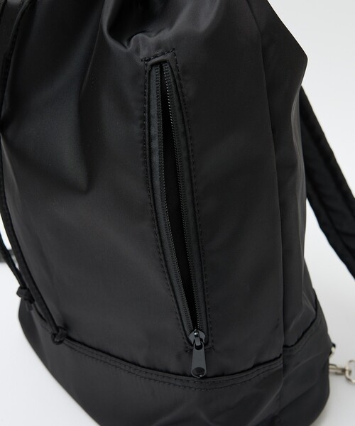 ABAHOUSE GRAY（アバハウスグレイ）の「【軽量/撥水】2WAY バックパック / ワンショルダーバッグ（バックパック/リュック・メンズ・ブラック・フリー）」の8枚目の写真