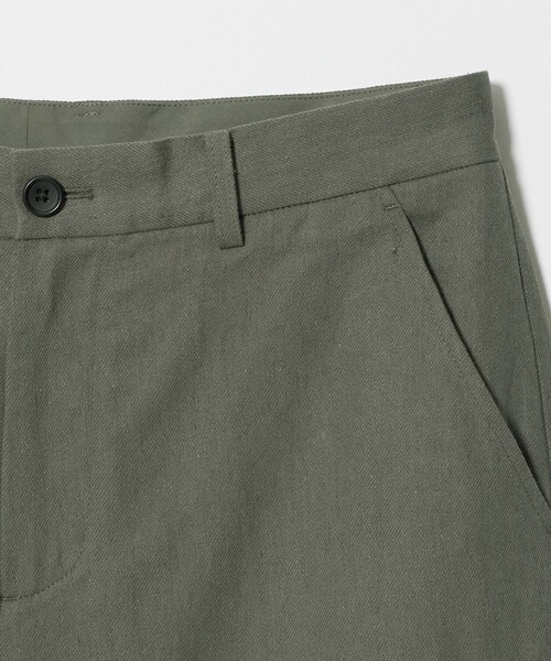A DAY IN THE LIFE UNITED ARROWS(アデイインザライフユナイテッドアローズ)の「シャンブレーツイル ノープリーツ ショーツ<A DAY IN THE LIFE>(その他パンツ・メンズ・ネイビー/オフホワイト/オリーブ・S/M/L)」の7枚目の写真