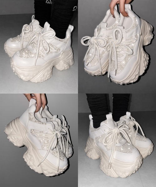 me+em select(ミームセレクト)の「【 +10.5cm盛れ 】スパンコールレースアップ厚底スニーカー / +10.5cm spangle lace-up platform sneakers(スニーカー・レディース・アイボリー/ブラック・37/38/39/40)」の3枚目の写真