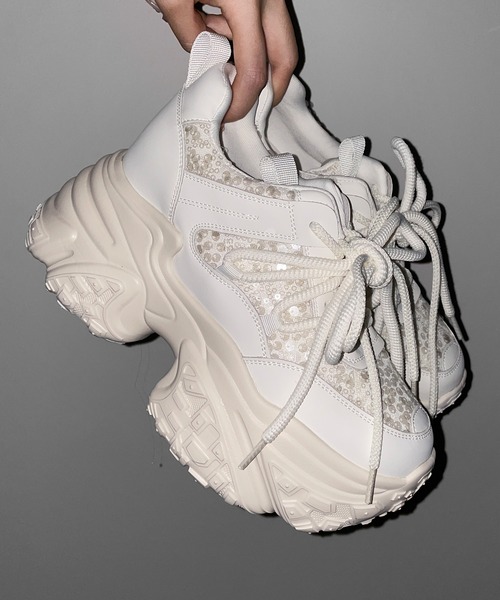 me+em select(ミームセレクト)の「【 +10.5cm盛れ 】スパンコールレースアップ厚底スニーカー / +10.5cm spangle lace-up platform sneakers(スニーカー・レディース・アイボリー/ブラック・37/38/39/40)」の8枚目の写真