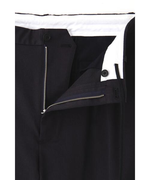 Y(ワイ)の「Y / ORGANIC COTTON TENCEL CHINO SHORTS(その他パンツ・メンズ・ネイビー・MEDIUM/SMALL)」の12枚目の写真