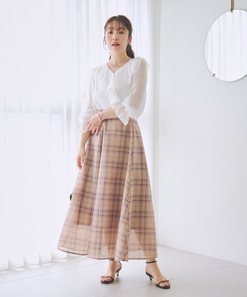 La boutique BonBon(ラブティックボンボン)の「【お上品シルエット】シアーチェックオーガンサーキュラースカート(スカート・レディース・ベージュ/ネイビー・38/36/PS)」の6枚目の写真