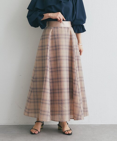 La boutique BonBon(ラブティックボンボン)の「【お上品シルエット】シアーチェックオーガンサーキュラースカート(スカート・レディース・ベージュ/ネイビー・38/36/PS)」の10枚目の写真