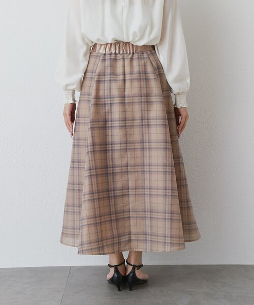 La boutique BonBon(ラブティックボンボン)の「【お上品シルエット】シアーチェックオーガンサーキュラースカート(スカート・レディース・ベージュ/ネイビー・38/36/PS)」の19枚目の写真