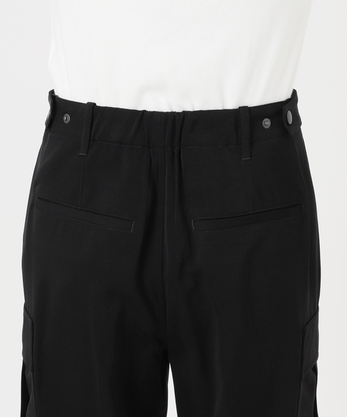 Spick & Span（スピックアンドスパン）の「スエードサテンカーゴパンツ（カーゴパンツ・レディース・ブラック/モカ・38/36）」の20枚目の写真