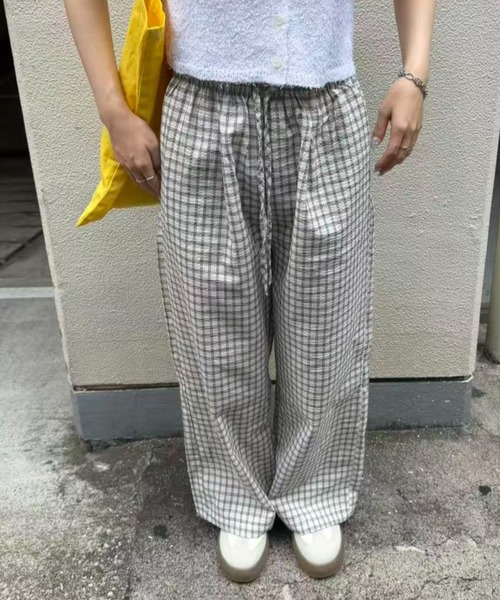 mebole(メボレ)の「check wide easy pants(その他パンツ・レディース・ホワイト/ブルー・FREE)」の3枚目の写真