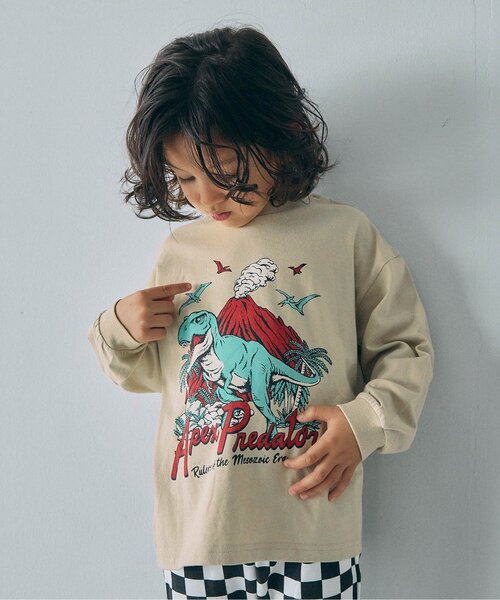BREEZE(ブリーズ)の「【WEB限定】ゆったりシルエットグラフィックバリエーション長袖Tシャツ(Tシャツ/カットソー・キッズ・ブラウン/イエロー/ダークグリーン/オフホワイト/ピンク/ブラック/ブルー/キナリ/ライム/チャコール/レッド/ライトグレー/キャメル/レインボー/アイボリー/ミント/パープル/ベージュ/ネイビー/オレンジ・130/140/120/90/110/100/160/150)」の8枚目の写真