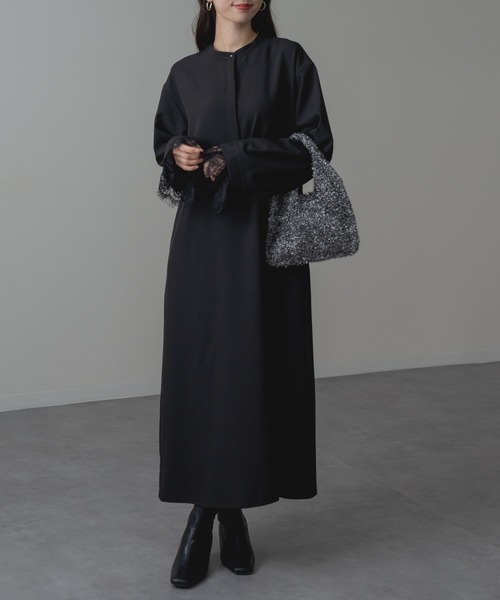 refinedworks（リファインドワークス）の「【refinedworks】セレモニー にも◎ 袖レース バンドカラー ロング ワンピース！（ワンピース・レディース・チャコールグレー/ブラック・FREE）」の2枚目の写真