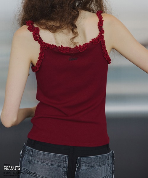 PEANUTS(ピーナッツ)の「VINTAGE PEANUTS TWIST FRILL RIB CUT CAMISOLE(キャミソール・レディース・レッド/ブラウン/ホワイト・MEDIUM/SMALL)」の5枚目の写真