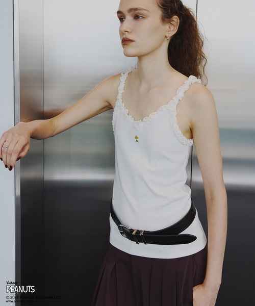 PEANUTS(ピーナッツ)の「VINTAGE PEANUTS TWIST FRILL RIB CUT CAMISOLE(キャミソール・レディース・レッド/ブラウン/ホワイト・MEDIUM/SMALL)」の9枚目の写真