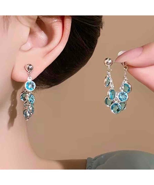 tone(トーン)の「【88eighty-eight】ブルーストーンラウンドじゃらじゃらピアス【import】(MA)(ピアス(両耳用)・レディース・ブルー・FREE)」の4枚目の写真