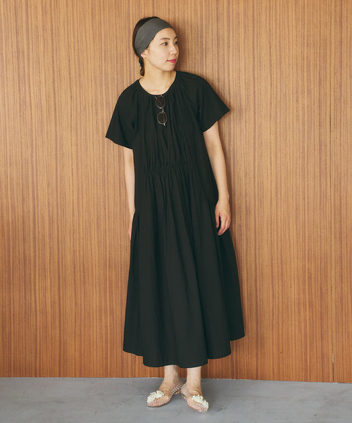 U by SPICK&SPAN(ユーバイスピックアンドスパン)の「2WAYハーフスリーブコットンロングワンピース(ワンピース・レディース・カーキ/ブラック/ブルー・36)」の14枚目の写真