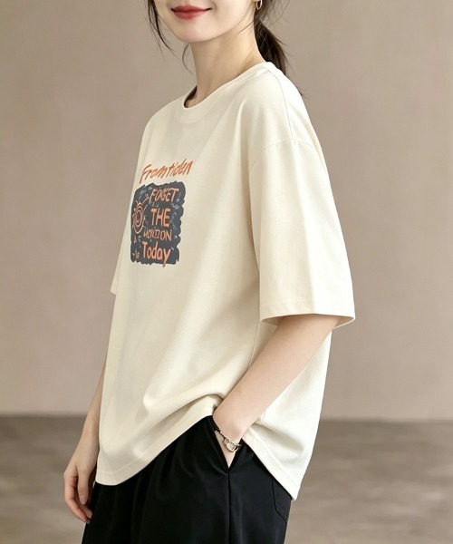 ONEP STAR(ワンピスター)の「グラフィックプリント半袖Tシャツ(Tシャツ/カットソー・レディース・ホワイト/ブラック/ベージュ/パープル/ネイビー・MEDIUM/LARGE/X-LARGE)」の7枚目の写真