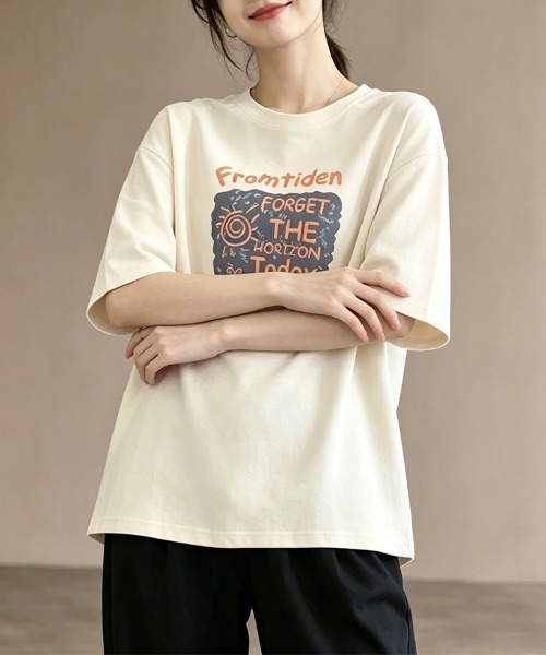 ONEP STAR(ワンピスター)の「グラフィックプリント半袖Tシャツ(Tシャツ/カットソー・レディース・ホワイト/ブラック/ベージュ/パープル/ネイビー・MEDIUM/LARGE/X-LARGE)」の8枚目の写真
