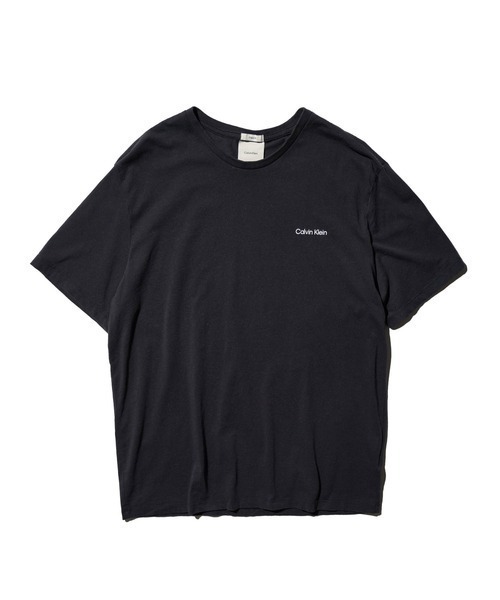 THRIFTY LOOK（スリフティールック）の「Calvin Klein カルバンクライン / PRINTED LOGO TEE ロゴTシャツ（Tシャツ/カットソー・メンズ・ブラック系1/ブラック・MEDIUM/SMALL/X-LARGE/LARGE）」の2枚目の写真